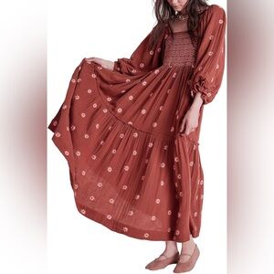 Beautiful Boho Dress - size Large (NEW)